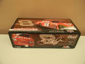 MOTORSPORTS AUTHENTICS 118 SCALE STOCK CAR DALE EARNHARDT JR. #8 BUDWEISER 2007 MONTE CARLO SS LIMITED EDITION - NEW IN BOX - FANTASTIC PIECE - SEE PICTURES