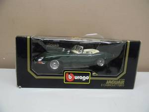 BURAGO 118 SCALE 1961 JAGUAR E CABRIOLET - IN BOX - NICE PIECE - SEE PICTURES