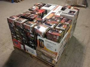 Pallet with assorted heaters various models and conditions customer returns see pictures