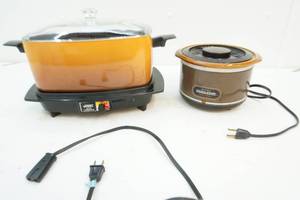 crockpot and slow cooker