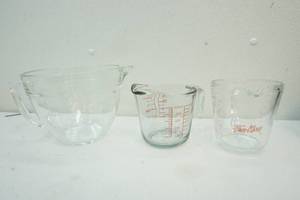 measuring cups