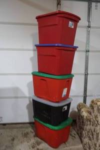 storage bins with lids