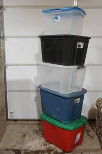 storage bins with lids