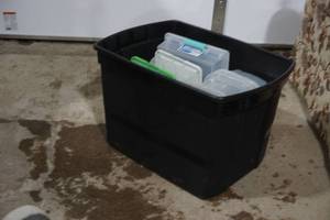 storage bins with lids