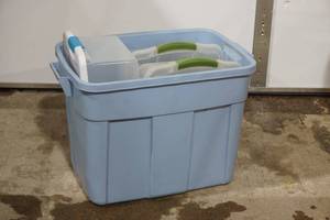 storage bins with lids
