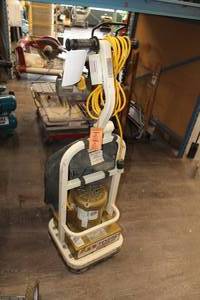 lot 42 image: U Sand Random Orbital Floor Sander