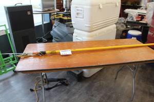 lot 121 image: Pruning Pole Saw