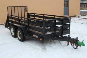 lot 1 image: 2005 Redi Haul 12 Dual Axle Equipment Trailer