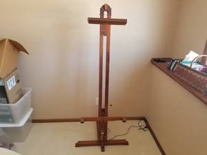 Vintage Fancy Display Easel