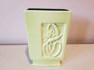 Vintage Red Wing Art Pottery