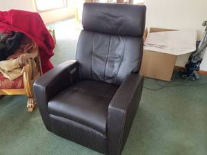 Tilting Recliner