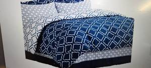 lot 71 image: Bedsure Queen Size 8 Pc. Comforter Set, Navy Blue