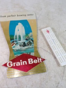 lot 31 image: Grain Belt wall Hanger and RARE Cribbage Board