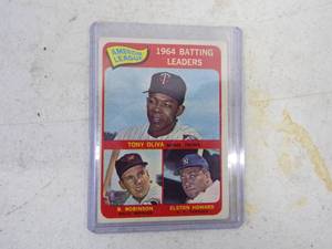lot 55 image: 1964 Topps Batting Leader Tony Oliva Brooks Robinson HOF