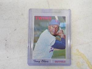 lot 56 image: 1970 Topps Tony Oliva