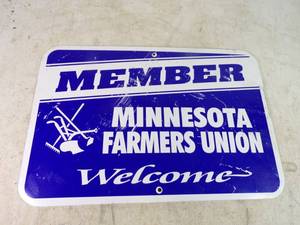 lot 58 image: Metal Minnesota Farmers Union Member Welcome Sign