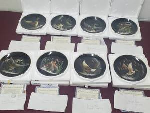 lot 34 image: Bradford Exchange- On the Wing Series