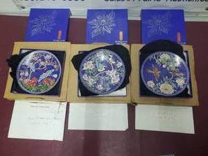lot 54 image: Bradford Exchange - Chinese Cloisonne