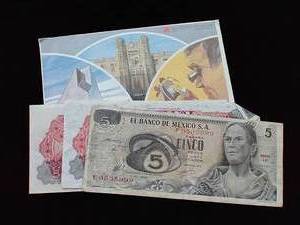 Canadian & Mexican Currency Lot