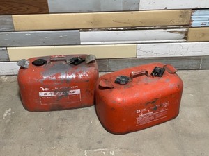 Outboard Gas Tanks (2)