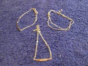 lot 42 image: Silvertone and Crystal-Look Elsa St...