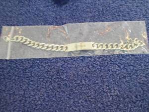 lot 114 image: Stainless Steel Mens Curb Link Pe...