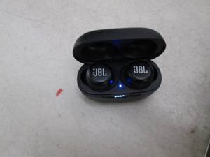 jbl live free nctws noise cancelli...