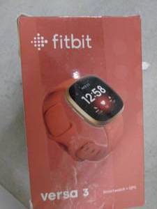 fit bit versa 3 powers on ...
