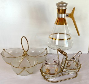 lot 24 image: Vintage Carafe and Serving Items