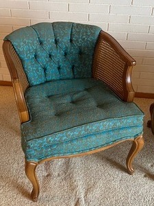 lot 9 image: Fantastic Three Piece Vintage Grouping Pair of Vintage Chairs & Accent Table