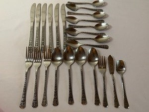 lot 54 image: Partial Set of Vintage Flatware