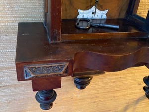 lot 63 image: Vintage Beautiful Wall Clock