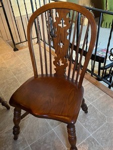 lot 59 image: Vintage Kitchen Table and Six Chairs