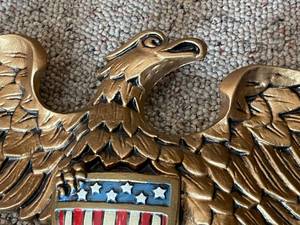 lot 138 image: Vintage Cast Metal American Eagle Wall Mount Piece