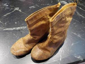 Little Girls Old Navy Cowgirl Boots...