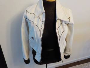 Hobo size 8 Vintage Jean Jacket lo...