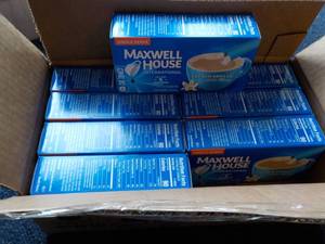 Case of 8 Boxes Maxwell House Inter...