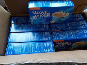 Case of 8 Boxes Maxwell House Inter...
