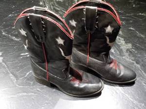 Laredo Childs size 13 Cowboy Boots...