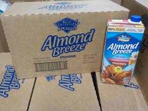 Case of 12 Almond Breeze Unsweetene...