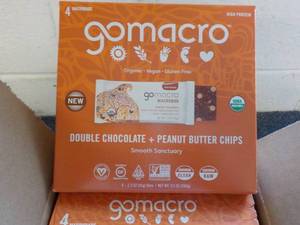 28 Gomacro Double Chocolate and Pea...