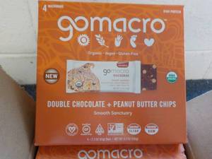 28 Gomacro Double Chocolate and Pea...