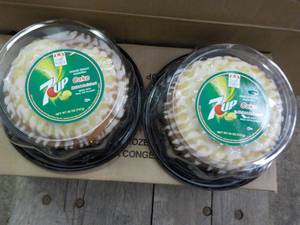 2 7-Up lemon lime cakes...