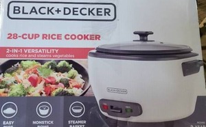 lot 194 image: Black & Decker 28 Cup Rice Cooker