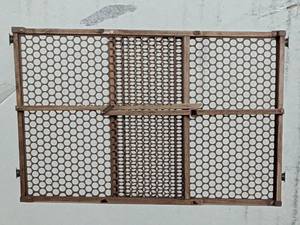 lot 51 image: Safety 1st Vintage Grey Wood Doorway Gate Position & Lock