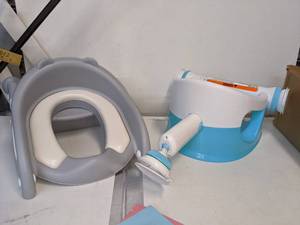 lot 239 image: BabyToddler Bath Seat & Toilet Training Seat
