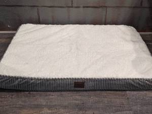 Loves Cabin Sherpa & Velvet Pet Bed, Large