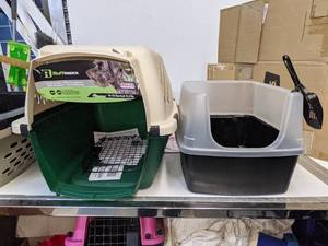 RuffMaxx Pet Kennel & Litter Box