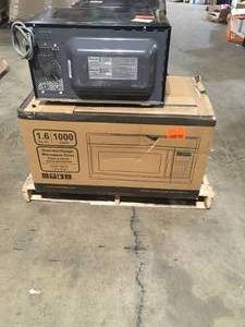 Pallet of Salvage Microwaves for parts or repair see pictures