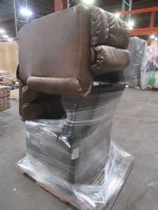 lot 426 image: MIXED PALLET (3 Pieces) OF LEATHER RECLINERS AND UPOSTERED CHAIR - RETAIL VALUE $941.50